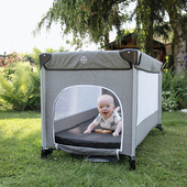 Camping bed Deluxe is ideal if you want to let your child play outside. With the hatch on the side your child can crawl in and out of the camping bed all by themself! ☀️⁣
⁣
⁣
⁣
⁣
⁣
#dingbaby #campingbed #sleepover #grandpaandgrandma #sleeping #travelwithkids